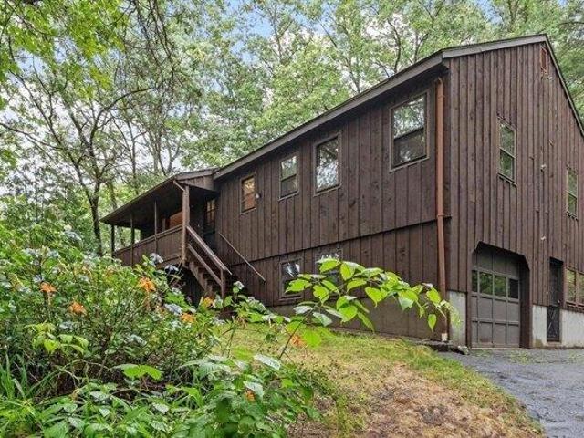 House for sale in Clinton, Massachusetts