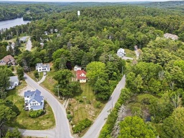 House for sale in Boothbay Harbor, Maine