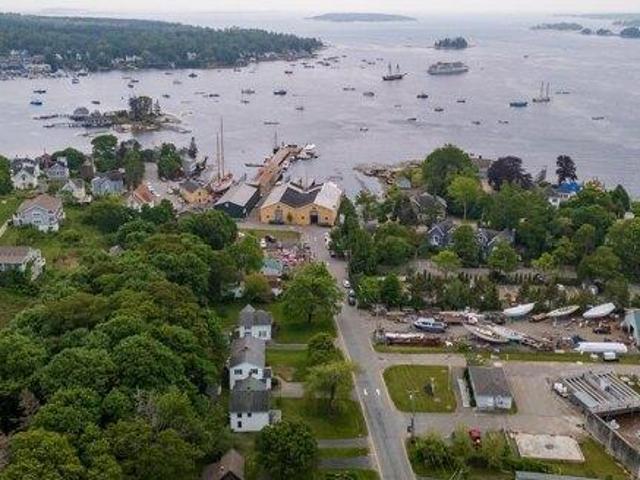 House for sale in Boothbay Harbor, Maine