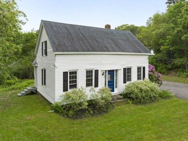 House for sale in Boothbay Harbor, Maine
