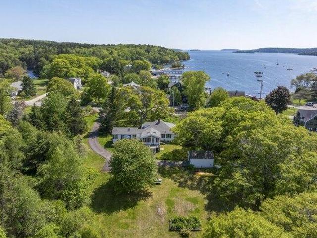 House for sale in Boothbay, Maine