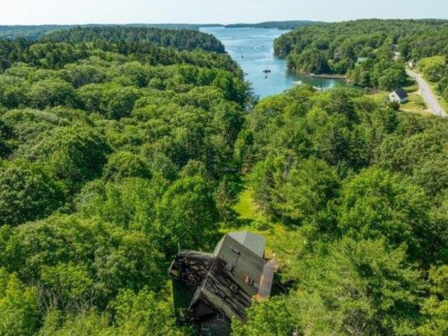 House for sale in Boothbay, Maine