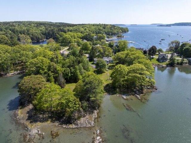 House for sale in Boothbay, Maine