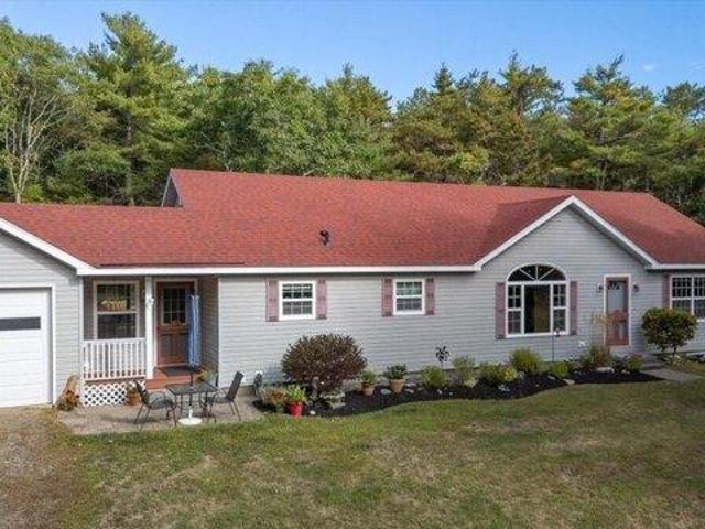 House for sale in Boothbay, Lincoln County