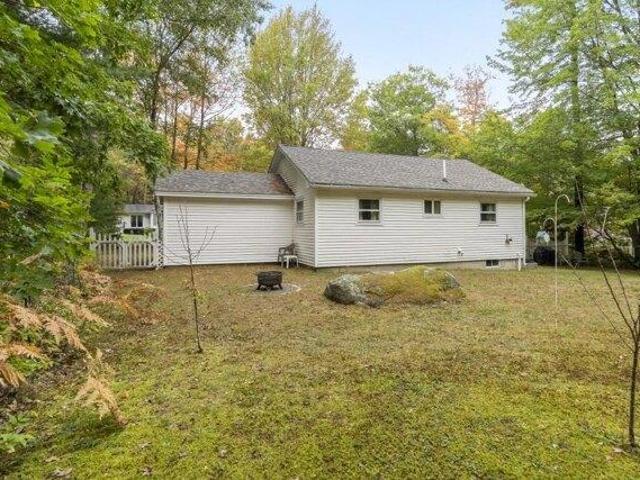 House for sale in Boothbay, Lincoln County