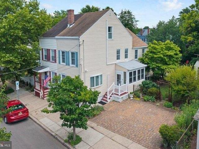 House for sale in Bordentown, New Jersey