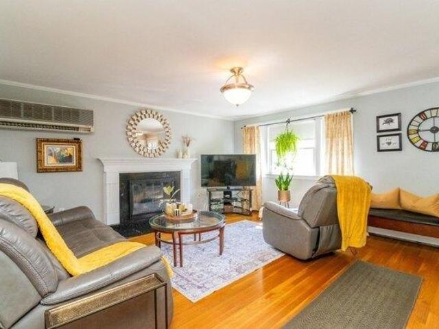 House for sale in Neponset, Boston
