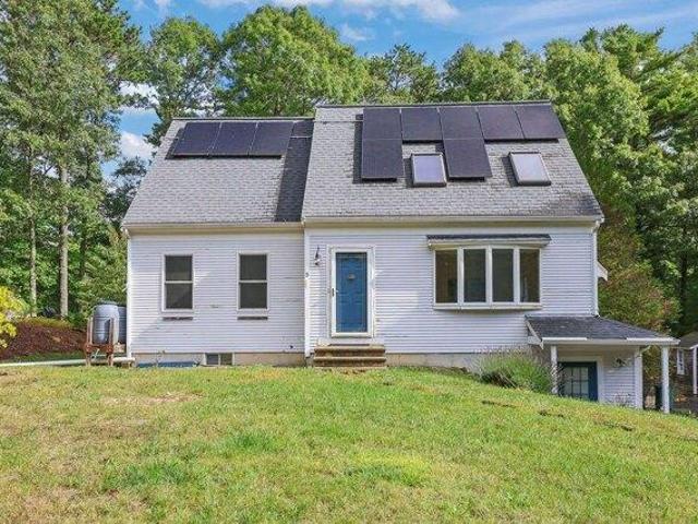 House for sale in Bourne, Barnstable County