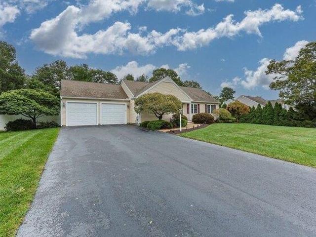 House for sale in Bourne, Barnstable County