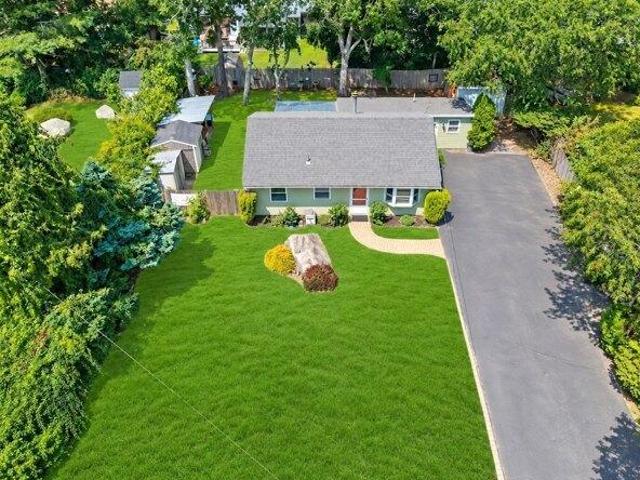 House for sale in Buzzards Bay, Bourne
