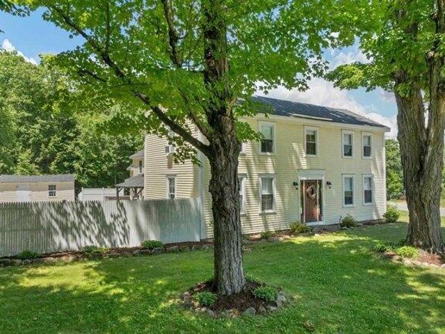 House for sale in New Hampshire