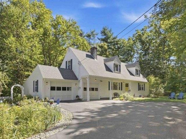 House for sale in New Hampshire