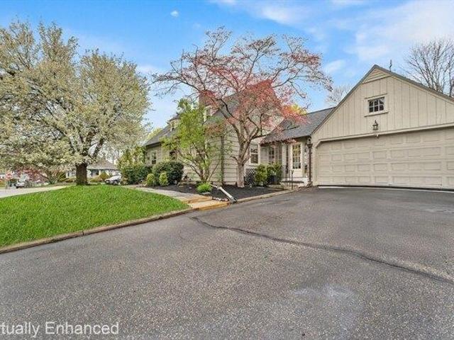House for sale in Braintree, Massachusetts