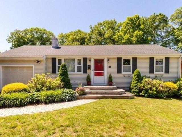 House for sale in Braintree, Massachusetts