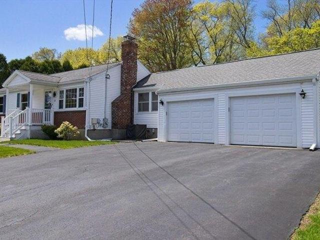 House for sale in Braintree, Massachusetts
