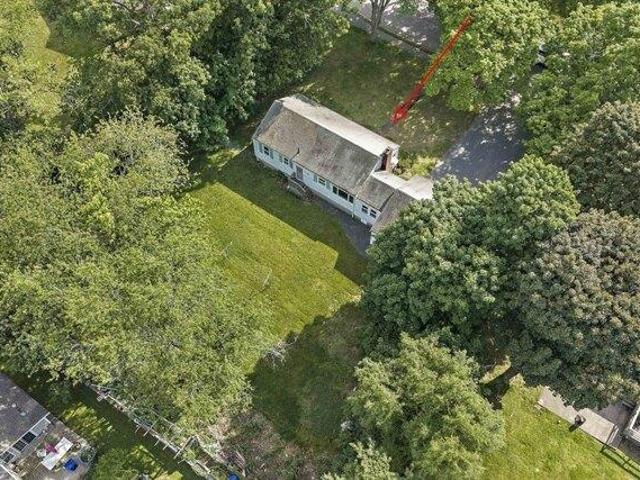 House for sale in Braintree, Massachusetts