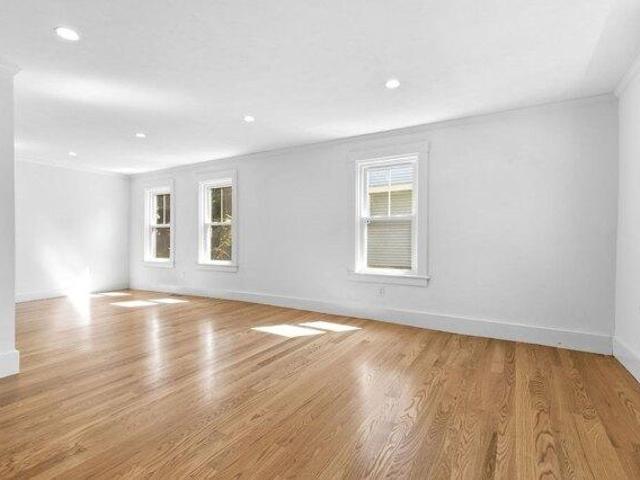 House for sale in Holbrook, Norfolk County