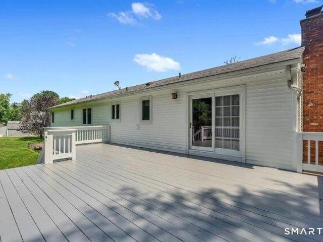 House for sale in Indian Neck, Branford