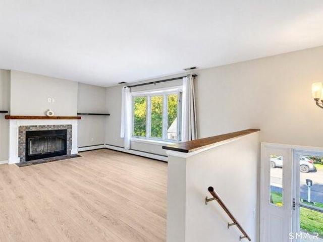 House for sale in Branford Center, Branford