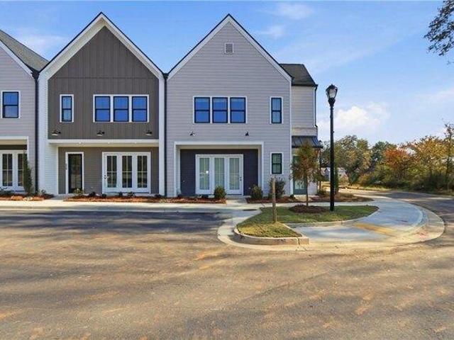House for sale in Braselton, Georgia