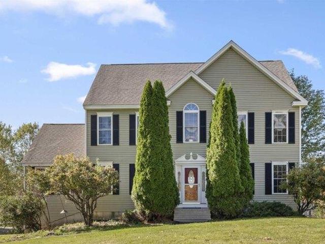 House for sale in Brentwood, Rockingham County