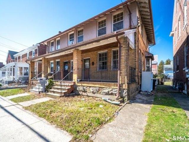 House for sale in Bridgeport, Connecticut