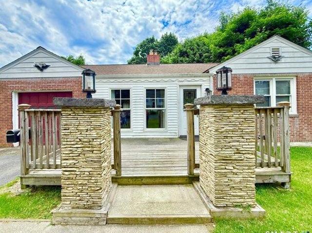House for sale in Trumbull, Connecticut