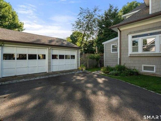 House for sale in Bridgeport, Connecticut