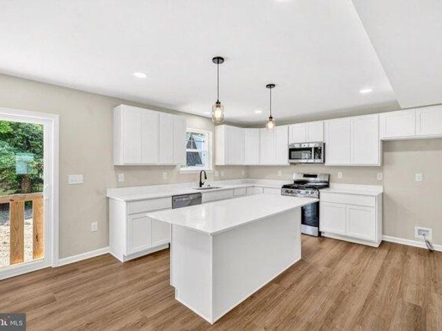 House for sale in Bridgeport, New Jersey