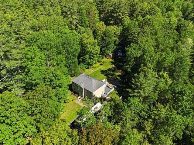House for sale in Fiskdale, Massachusetts