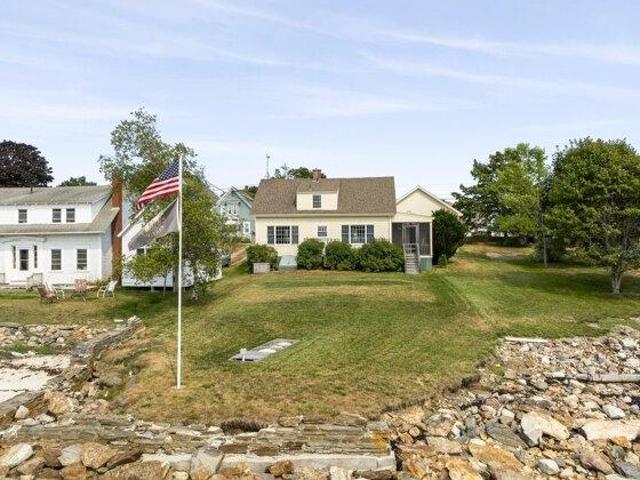 House for sale in Bristol, Maine