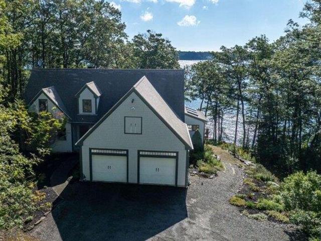 House for sale in Bristol, Lincoln County