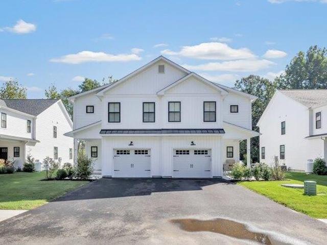 House for sale in Brookfield, Connecticut
