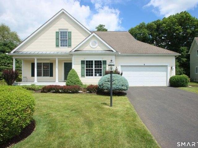 House for sale in Brookfield, Connecticut