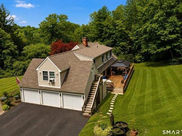House for sale in Brookfield, Connecticut