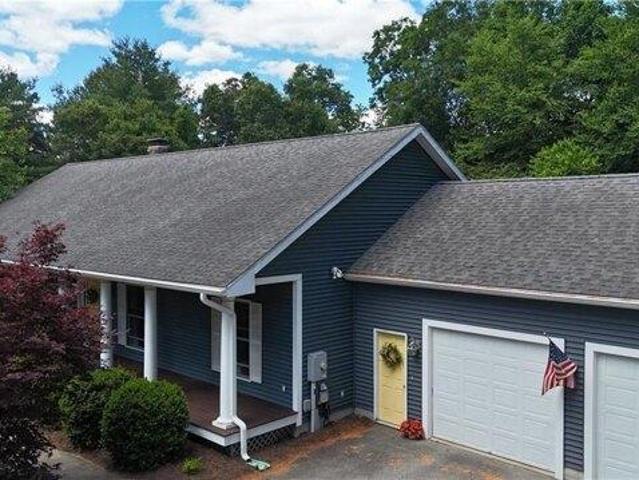 House for sale in Brooklyn, Connecticut