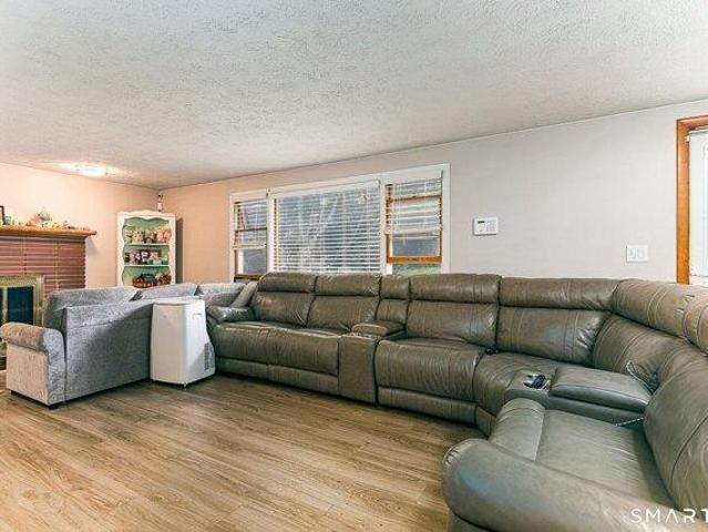 House for sale in Brooklyn, Connecticut