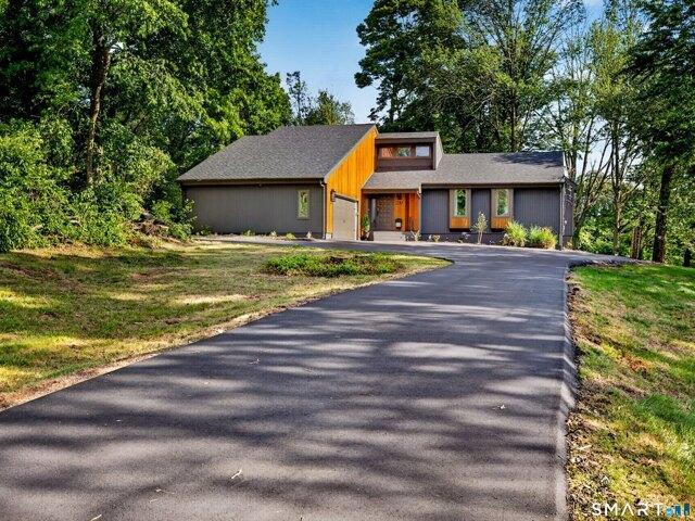 House for sale in Brooklyn, Connecticut