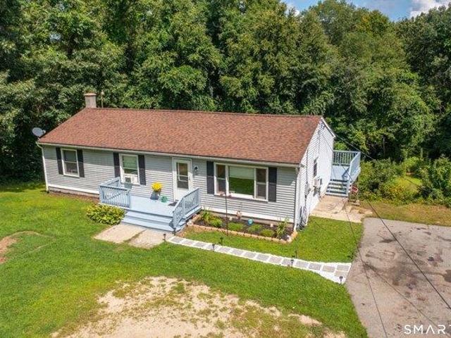 House for sale in Brooklyn, Connecticut