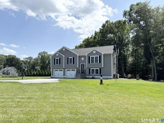 House for sale in Brooklyn, Connecticut