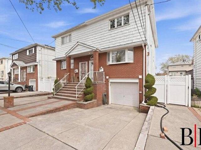 House for sale in Arverne, New York