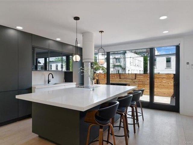 House for sale in Queens, Arverne