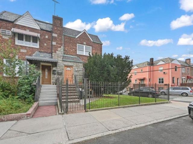 House for sale in Kings County, New York