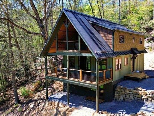 House for sale in Buckeye, West Virginia