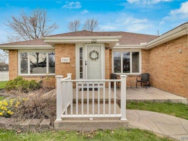 House for sale in Tonawanda, New York