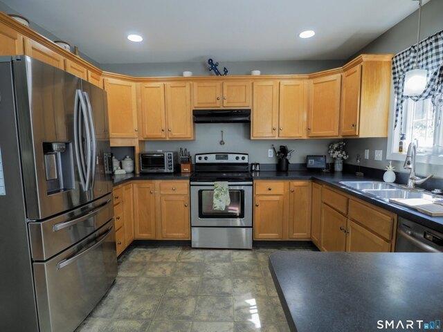 House for sale in Burlington, Northwest Hills Planning Region