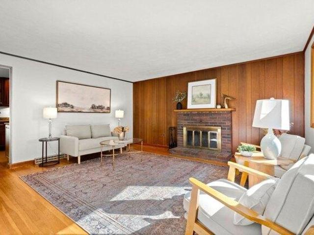 House for sale in Burlington, Middlesex County