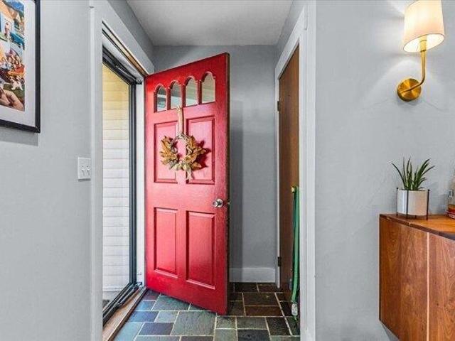 House for sale in New North End, Burlington