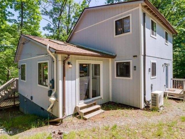 House for sale in Dingmans Ferry, Pennsylvania