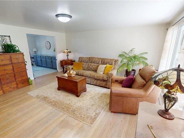 House for sale in Lyndora, Pennsylvania